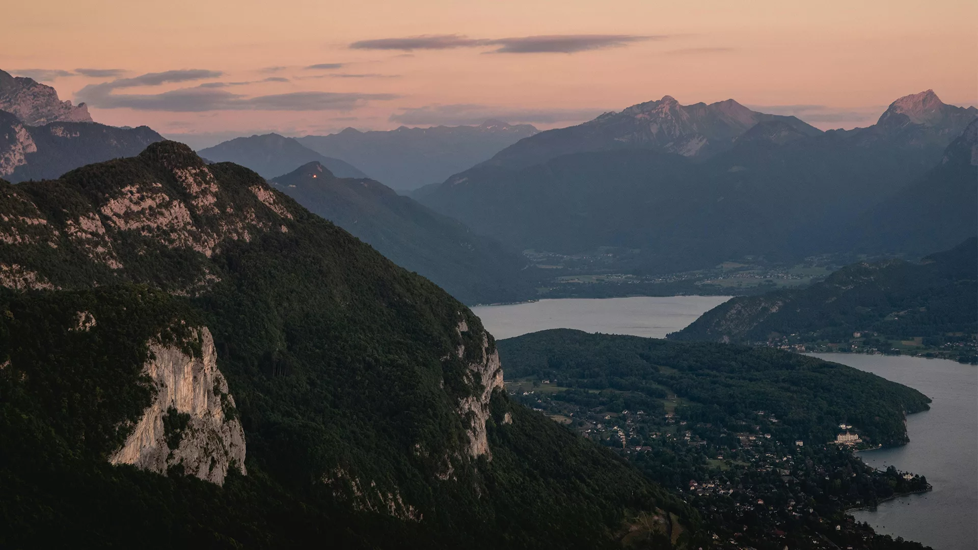 Annecy montagne lac d'annecy